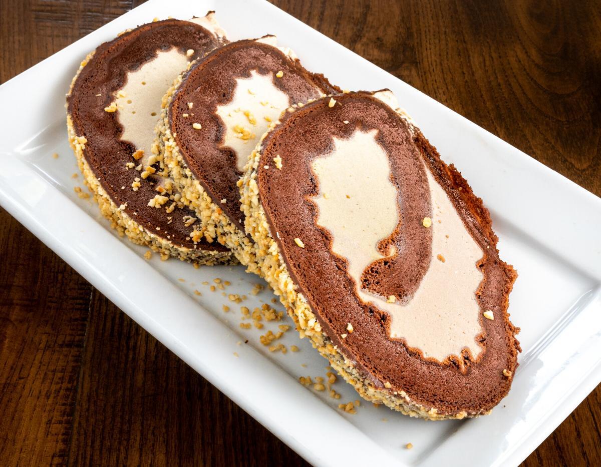 Lakeside Grille Casual Dining Fawn Lake Country Club