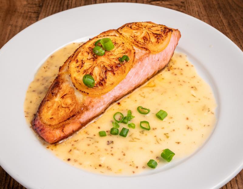 Lakeside Grille Casual Dining Fawn Lake Country Club